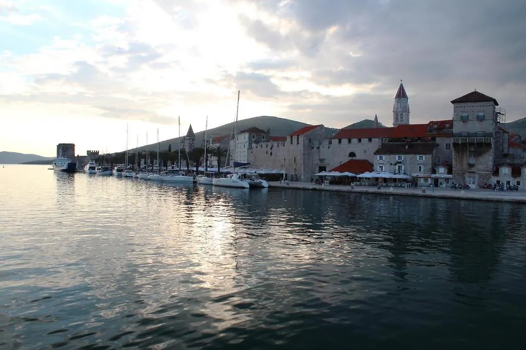 Apartments Villa Filip Trogir 0*,  Croatia
