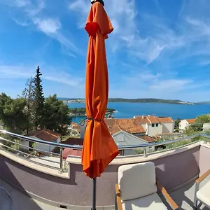 Apartment Ferdi, Trogir